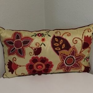 Elegant Floral Accent Pillow - Burgundy and Gold